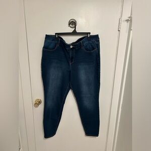 Maurice’s dark wash mid rise jeggings size 22w